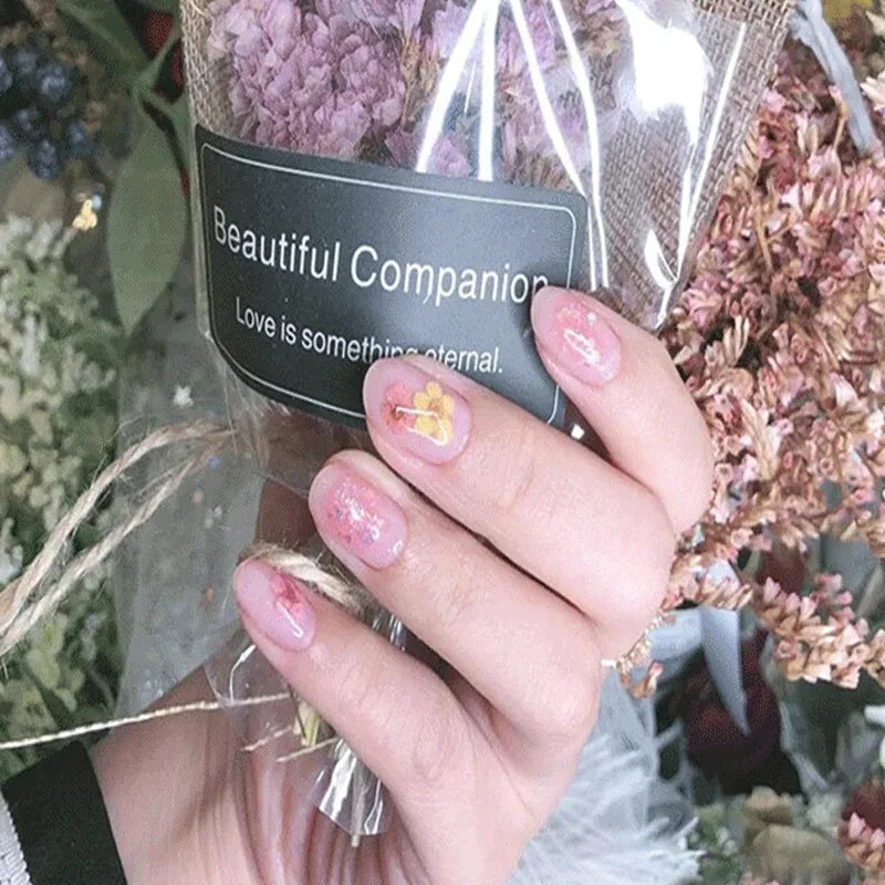 Mixed-Color Dried Flowers for Nail Art – Natural Ultra-Thin Resin Craft Decor