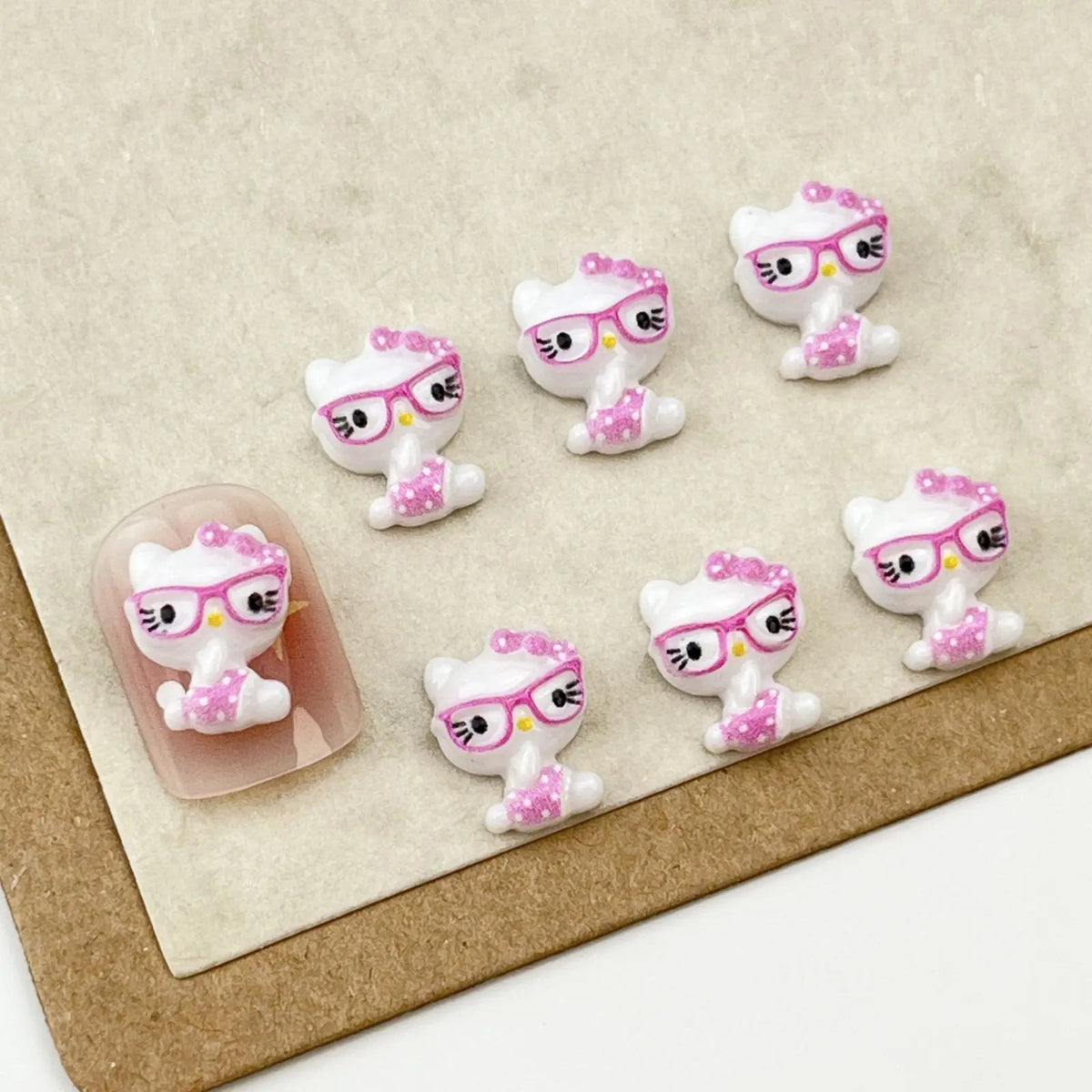 iigen Beach KT Kitty Nail Charms – Cute 3D White Cat Press-On Nail Art, 50pcs